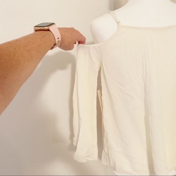 Aftermarket cold shoulder NWT cream orange and red spaghetti strap top - Picture 5 of 8